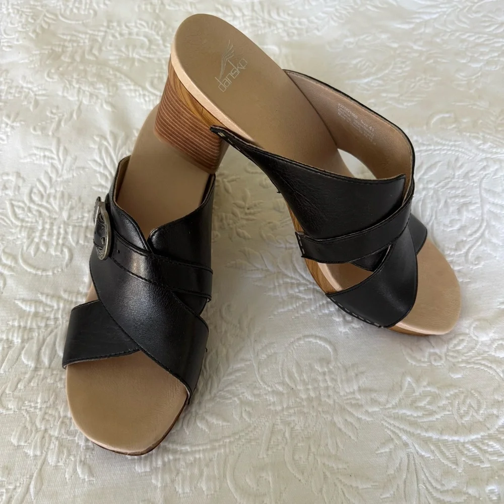 Dansko Amy Slide Black Leather Slide Sandals size 10.5